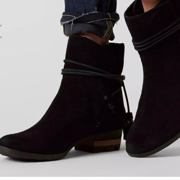 Sorel Farah Waterproof Booties Size 7 - Picture 2 of 8